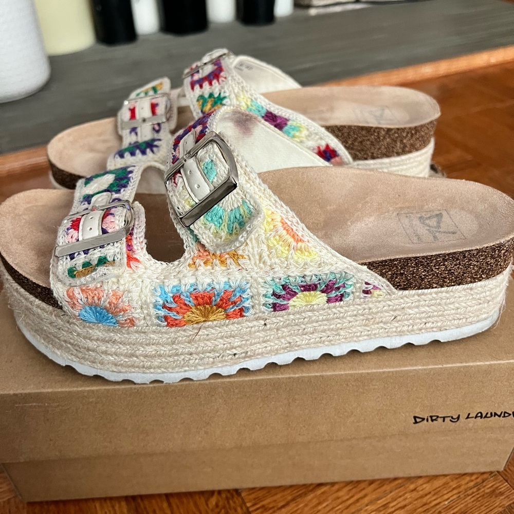 Platform Crochet Sandals - Picture 3 of 5